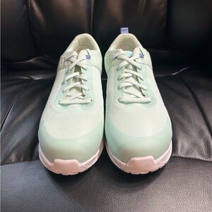 Timberland PRO Women's Overdrive Composite Safety Toe Work Shoe in Size 9